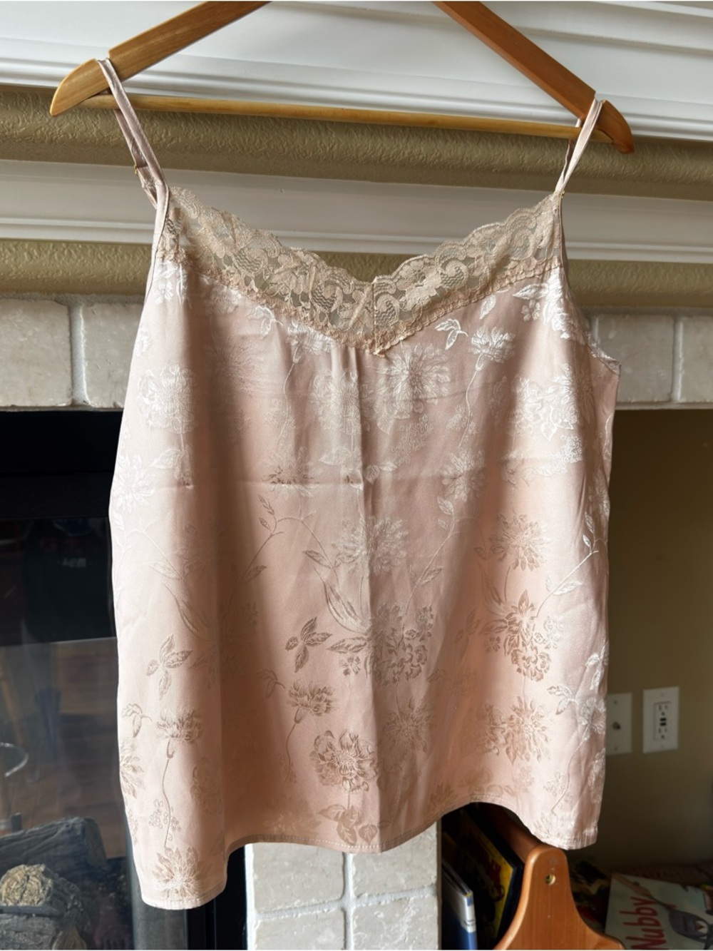 Dreamy vintage-inspired satin cami delicate Victorian lace trim Floral M